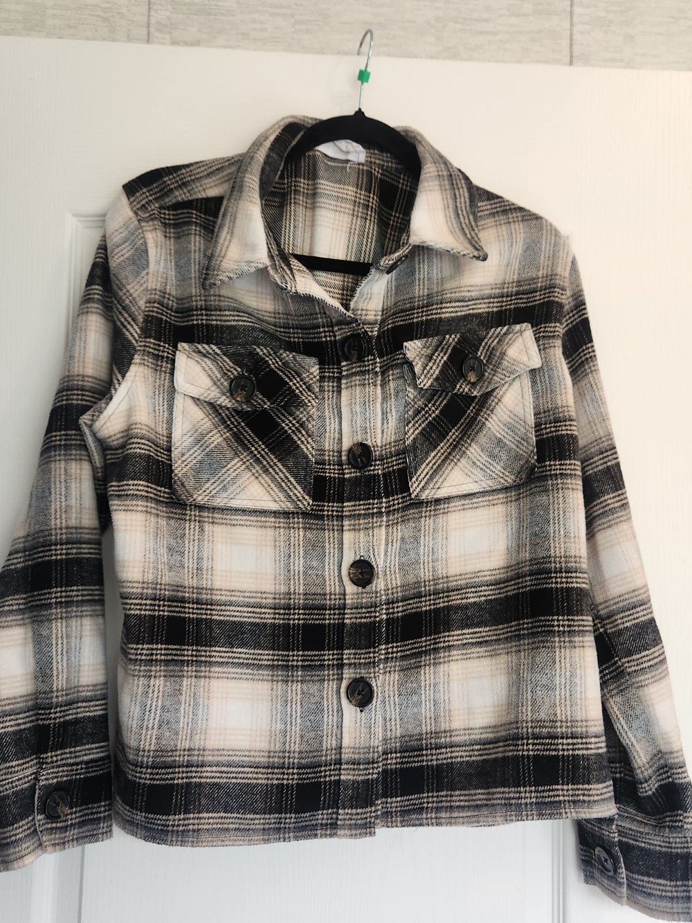 BB Dakota Black & Cream Plaid Button-Up Shacket L Euc